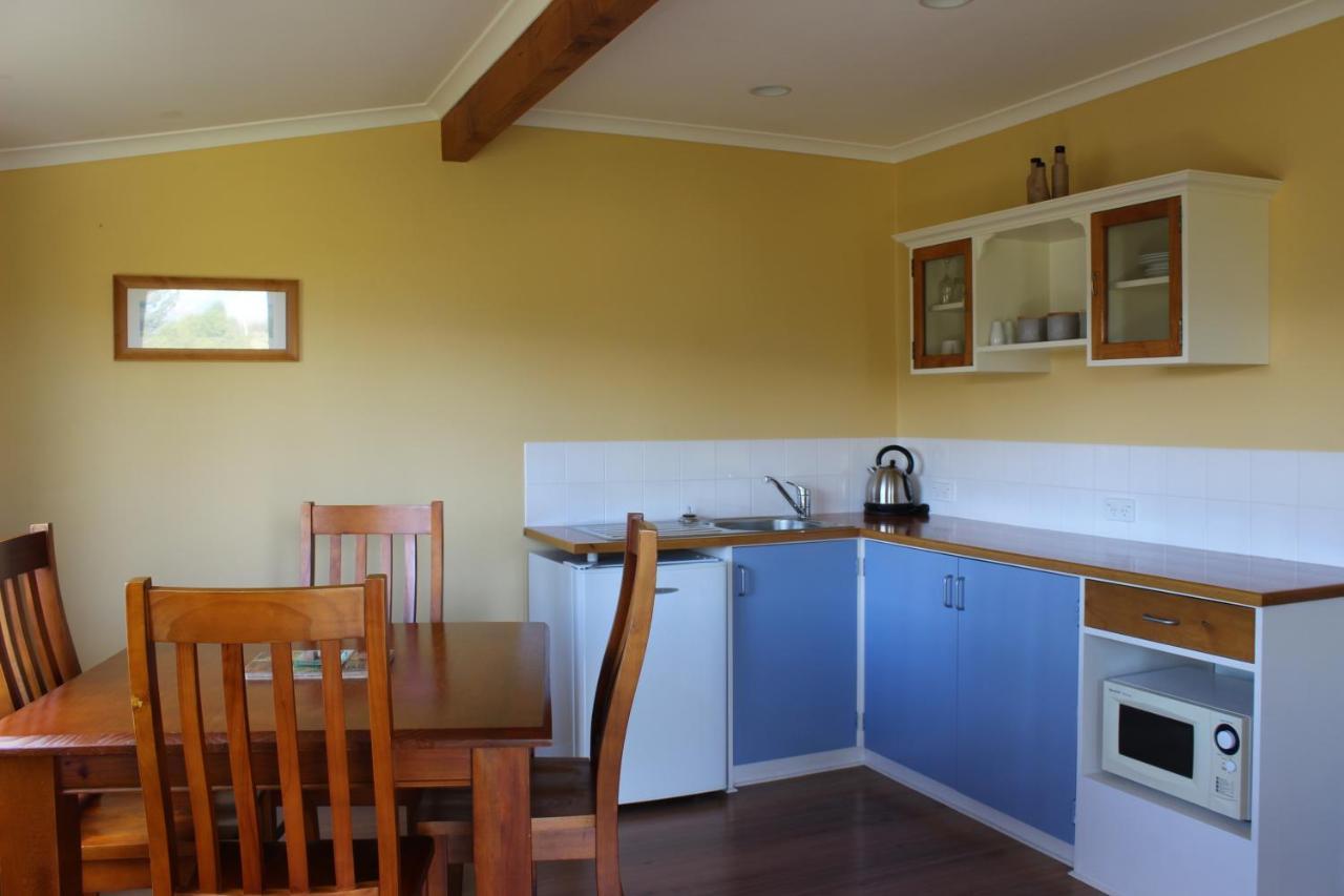 Blue Thistle Cottages Te Anau Dış mekan fotoğraf