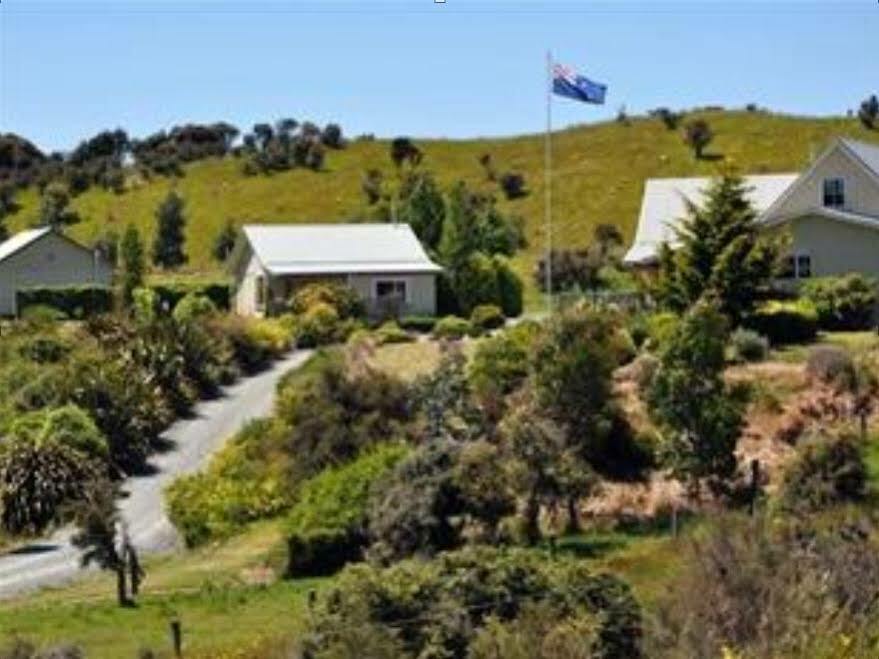 Blue Thistle Cottages Te Anau Dış mekan fotoğraf